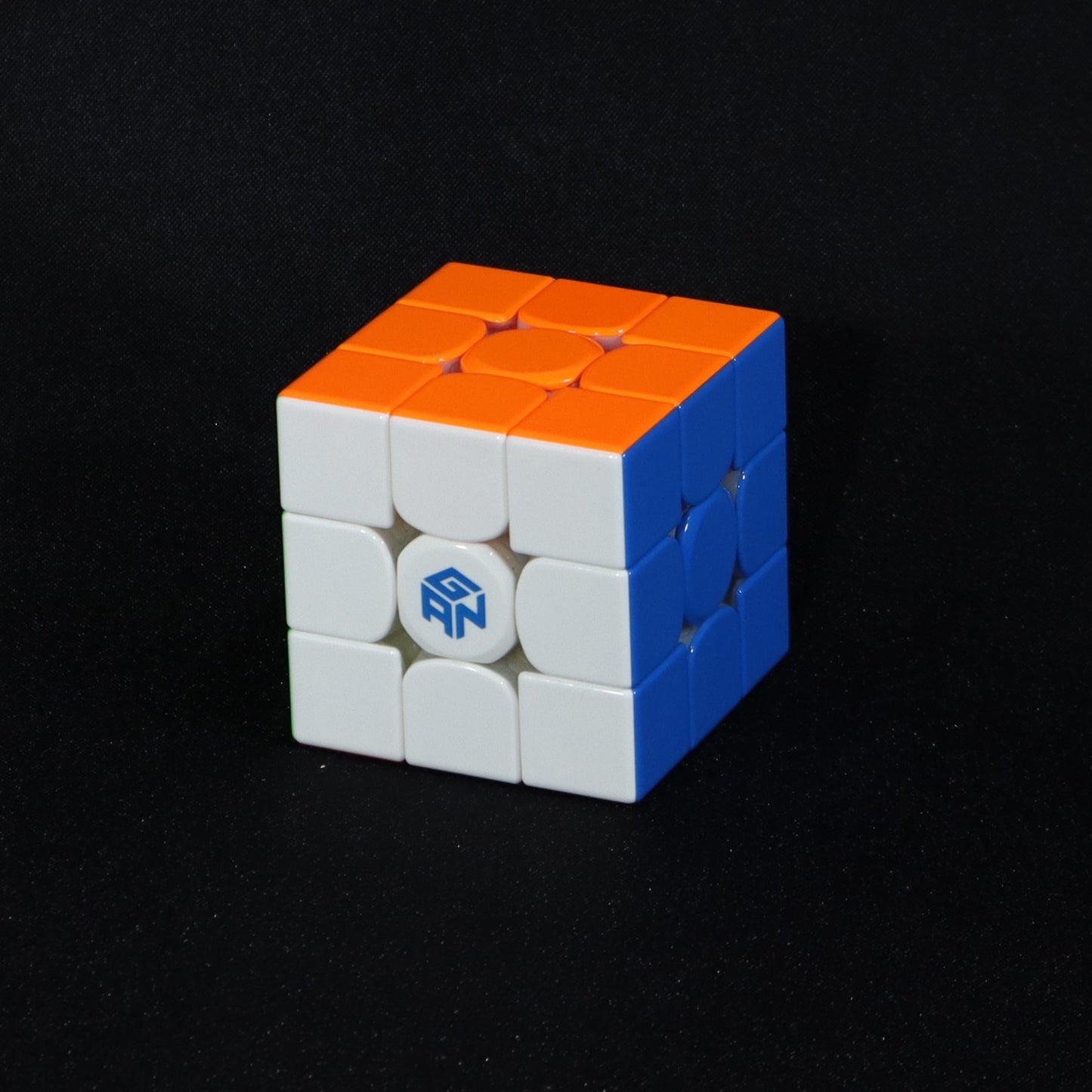 GAN 12 M
