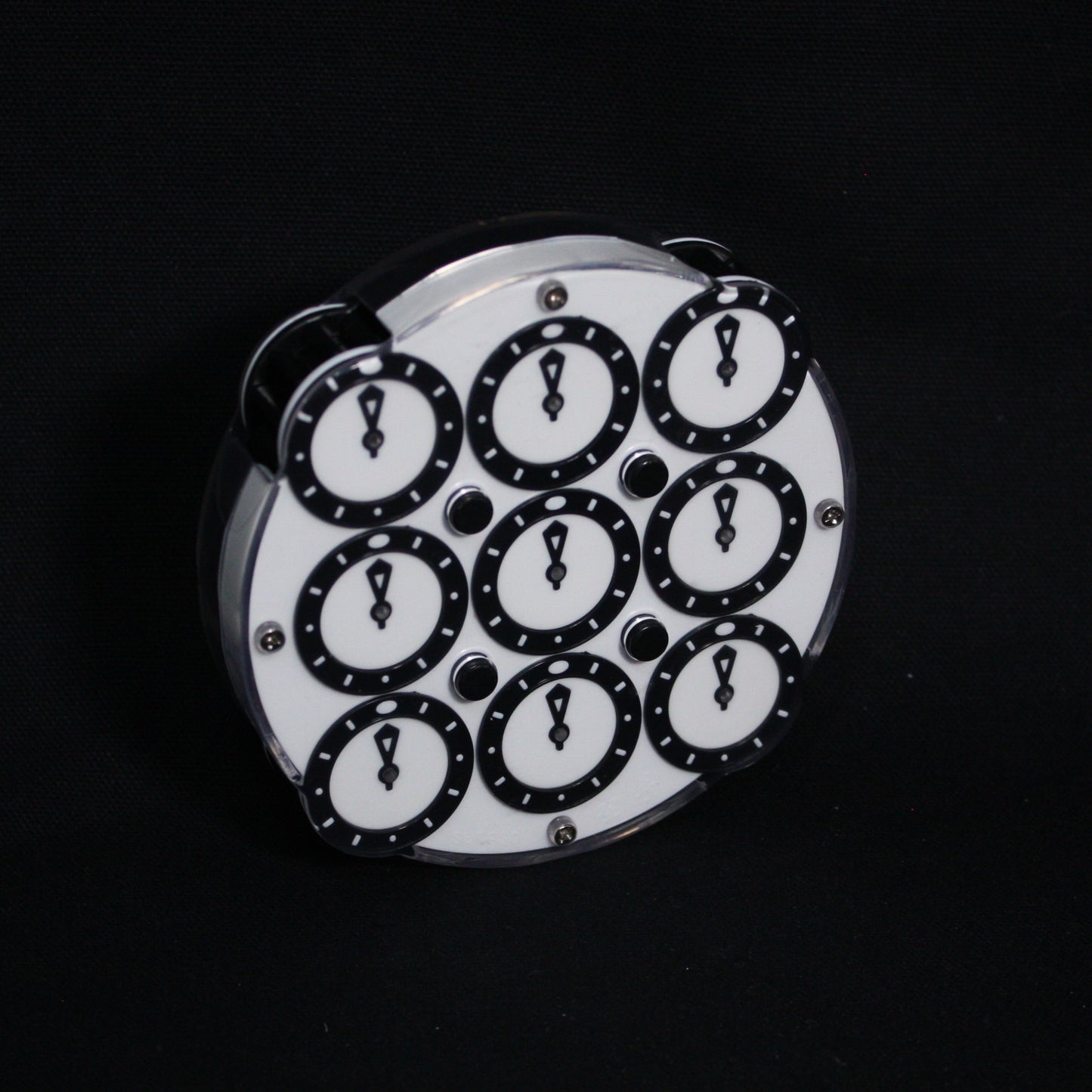 SengSo Magnetic Clock
